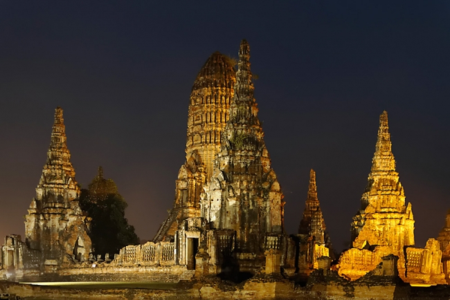 Illuminations Ayutthaya-002